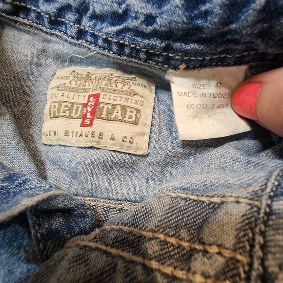 VINTAGE Levi's red tab jean long sleeve shirt 4T - Picture 2 of 3